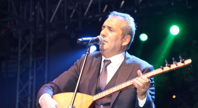 Konserine 8 kişi gelen Yavuz Bingöl’den yeni açıklama: Meraklısına duyurulur