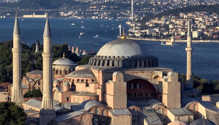 Ayasofya İçin Yeni Düzenleme Başlıyor