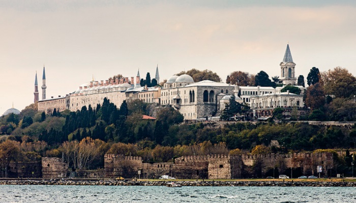 Topkapı Sarayı Gece Ziyaretlerine Açıldı