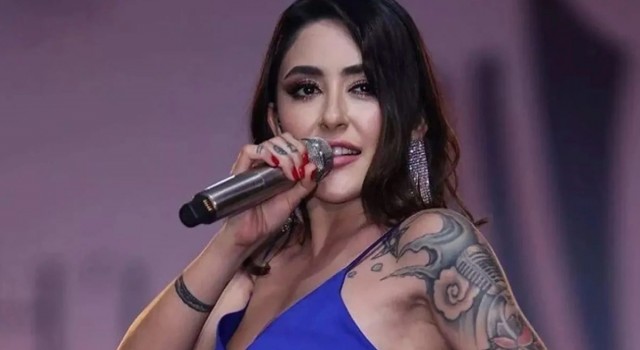 Melek Mosso, konser gelirini Mehmetçik Vakfı’na bağışladı