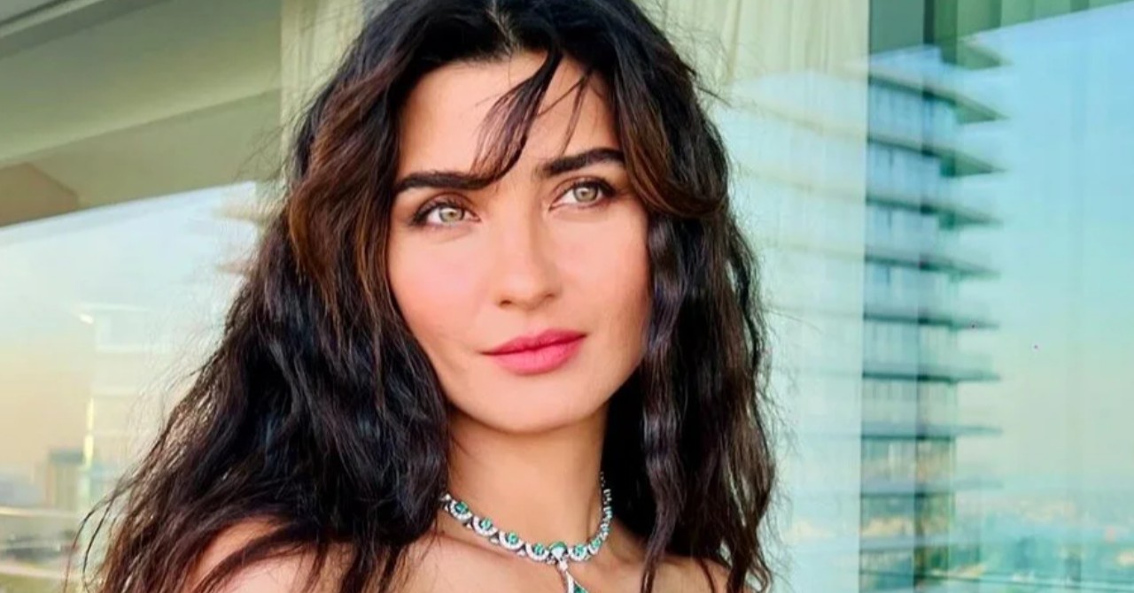 Tuba Büyüküstün’ün ikizleri kocaman oldu